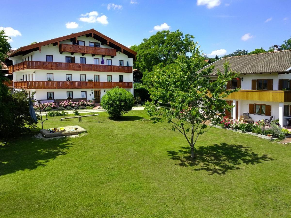 Ferienwohnungen Loisenhof Gstadt am Chiemsee Eksteriør bilde
