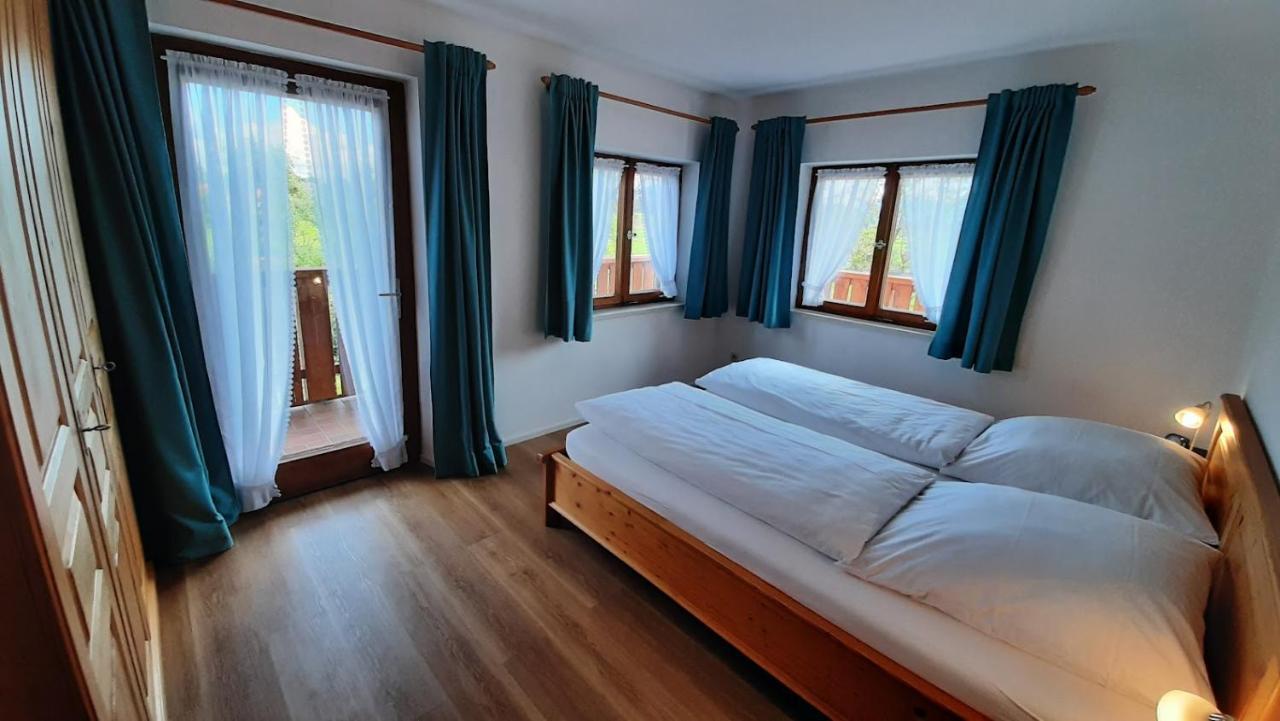 Ferienwohnungen Loisenhof Gstadt am Chiemsee Eksteriør bilde